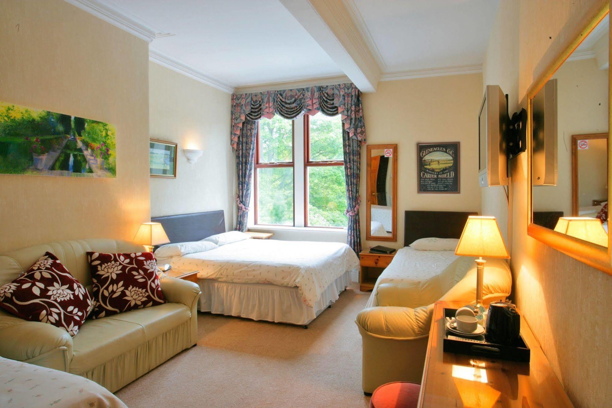 Ilkley Riverside Hotel Екстериор снимка