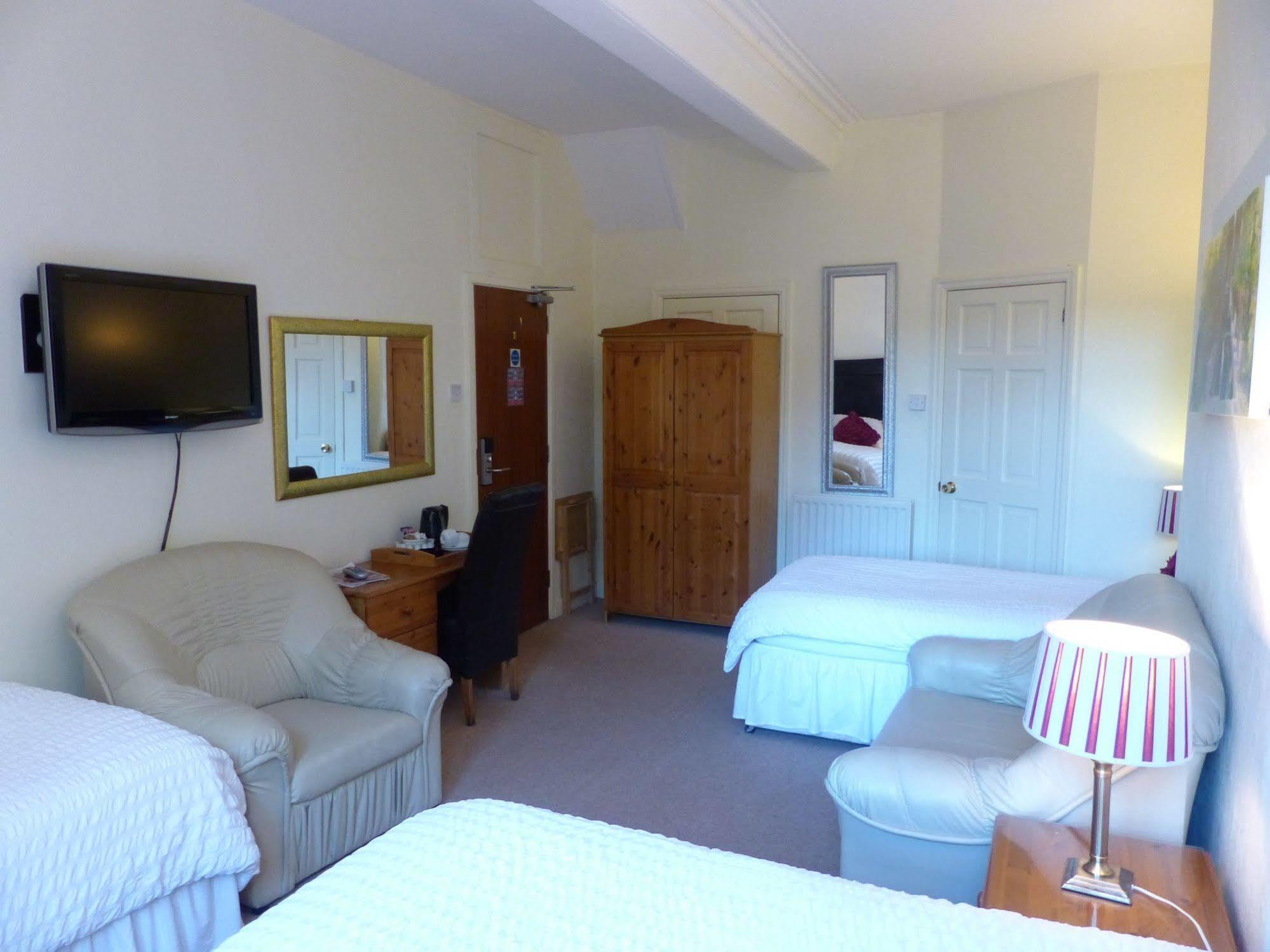 Ilkley Riverside Hotel Екстериор снимка